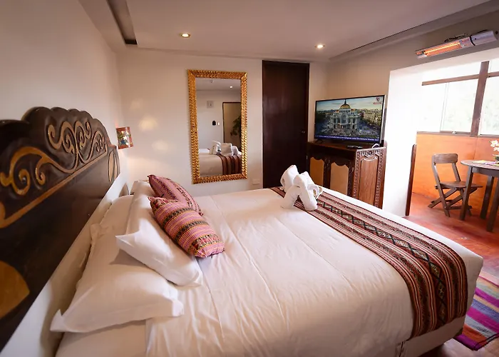 Boutique Gold Garden Hotel 3*