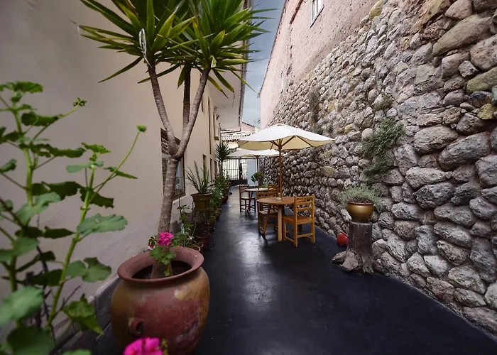 Boutique Gold Garden Hotel
