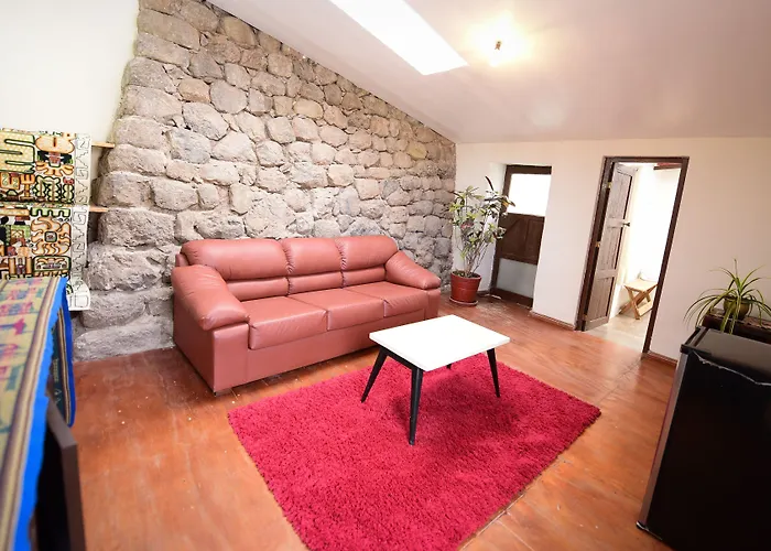 Boutique Gold Garden Hotel 3*