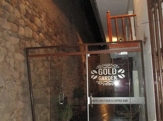 Boutique Gold Garden Hotel 3*
